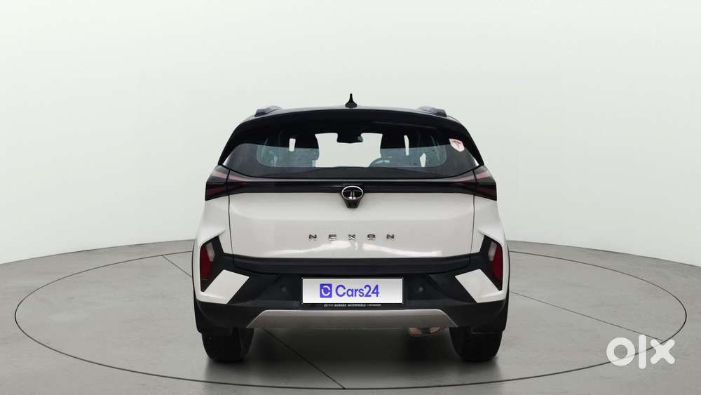 Tata Nexon Fearless S Purple 1.5 Revotorq Diesel 6mt Dual Tone, 2024..