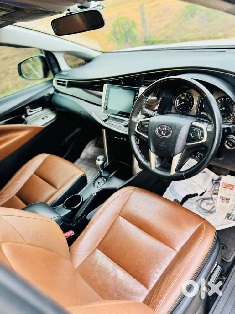 Toyota Innova Crysta 2.8z Automatic, 2021, Diesel