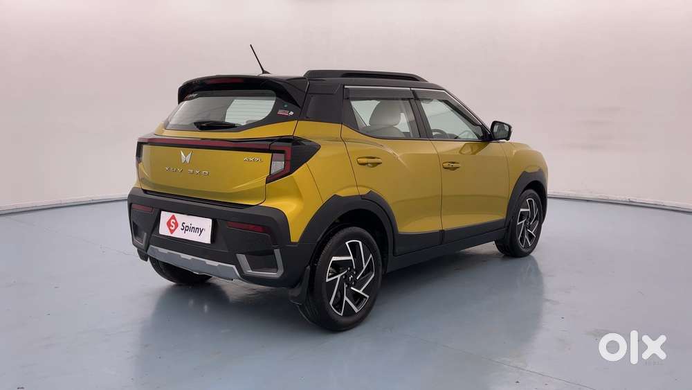 Mahindra Xuv 3xo Ax7l 1.2 Petrol At (pg), 2024, Petrol