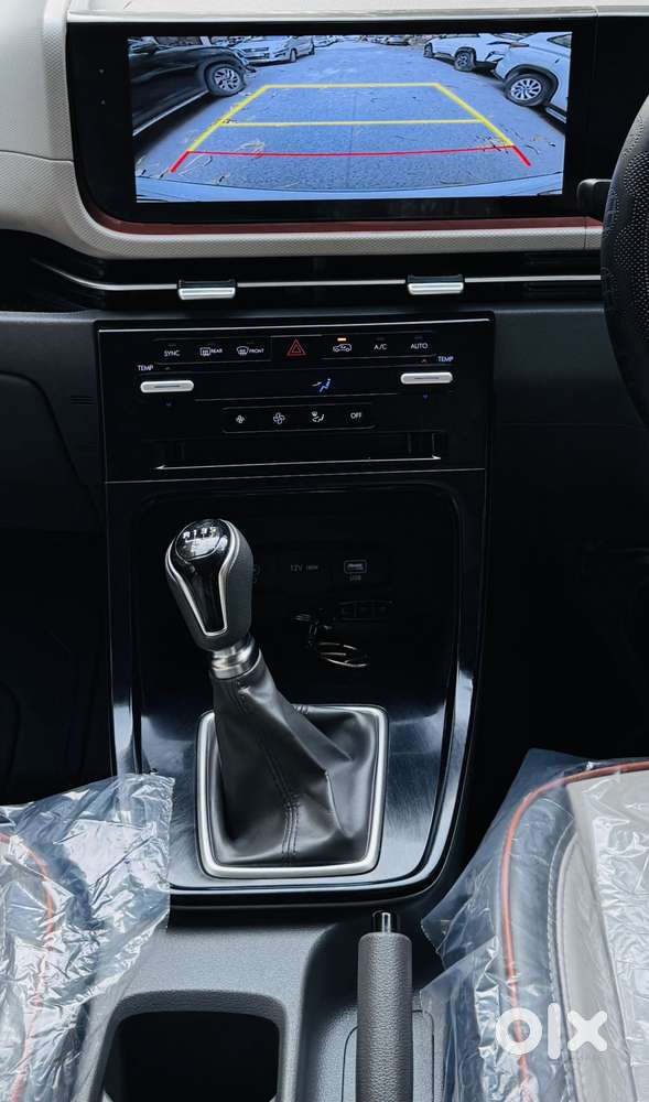 Hyundai Creta 1.5 L Mpi S (o) Mt, 2025, Petrol