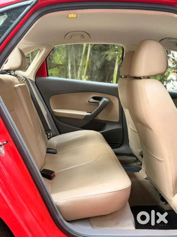 Volkswagen Vento 1.2 Highline Plus At 16 Alloy, 2018, Petrol