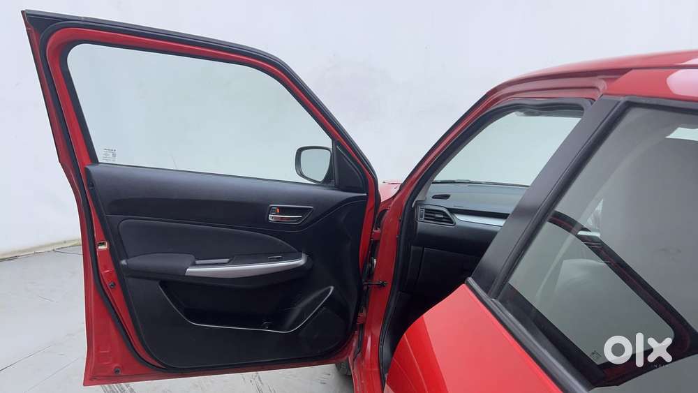 Maruti Suzuki Swift Amt Zxi, 2019, Petrol