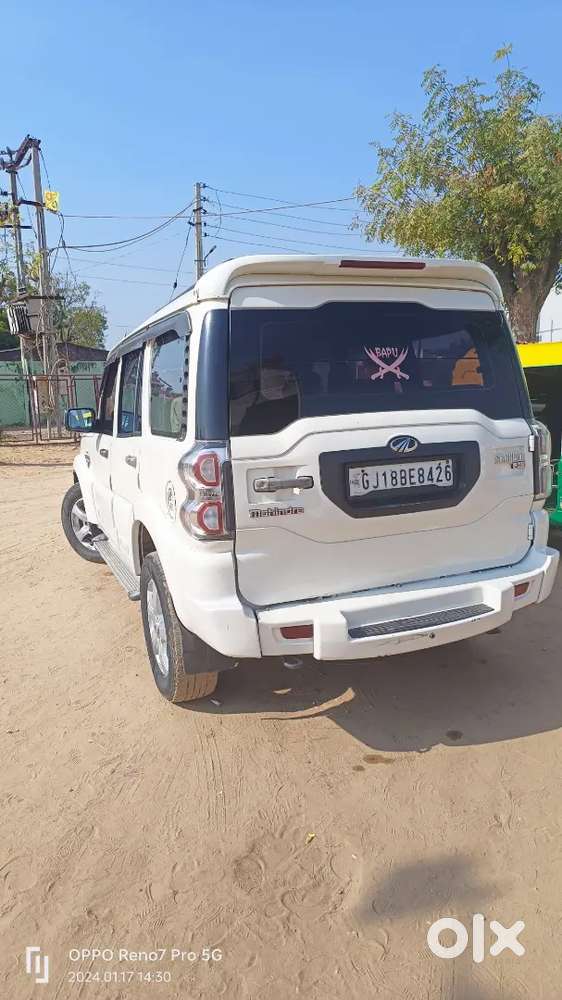 Neet And Clean Car With Alloy And Music System