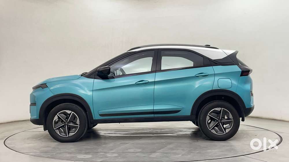 Tata Nexon Creative Plus S 1.2 Revotron Petrol 7dca Dt, 2023, Petrol