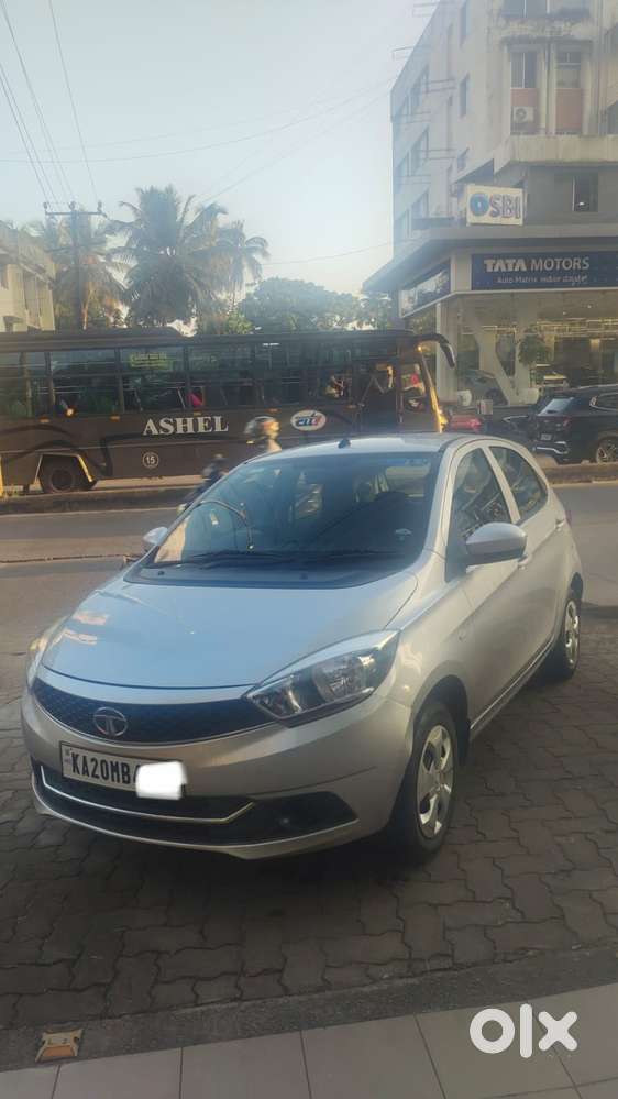 Tata Tiago 1.2 Revotron Xt, 2017, Petrol