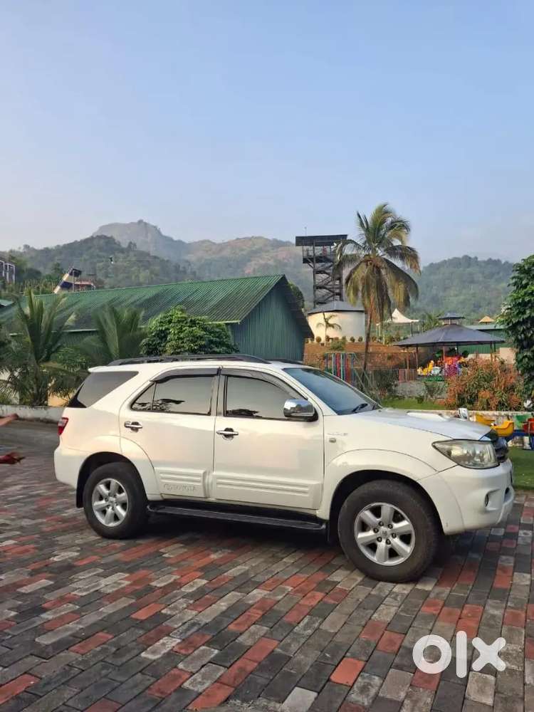 Toyota Fortuner  3.0 4wd Mt