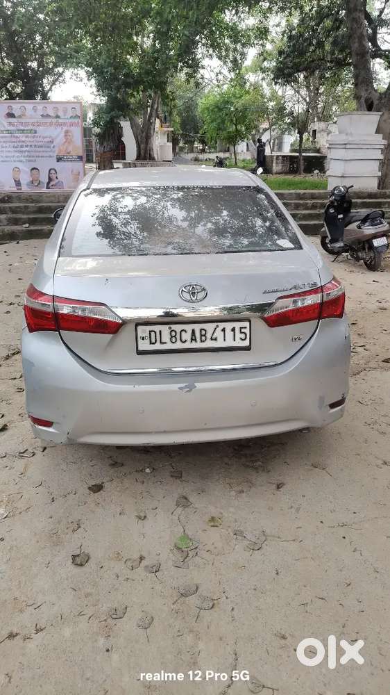 Toyota Corolla Altis 2015
