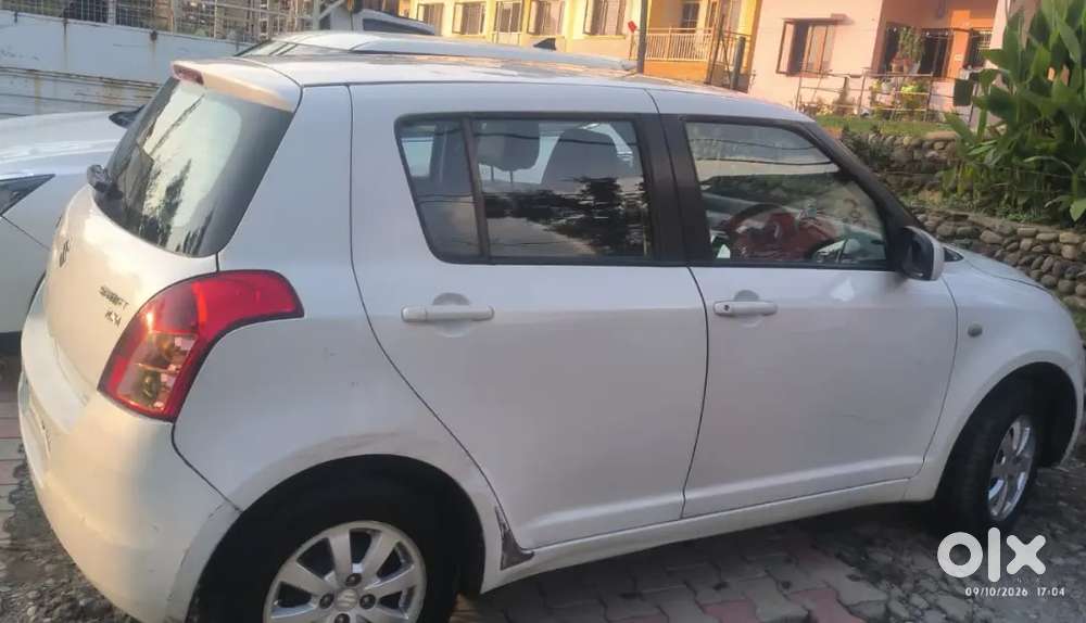 Maruti Suzuki Swift 2010 1.3 Zxi