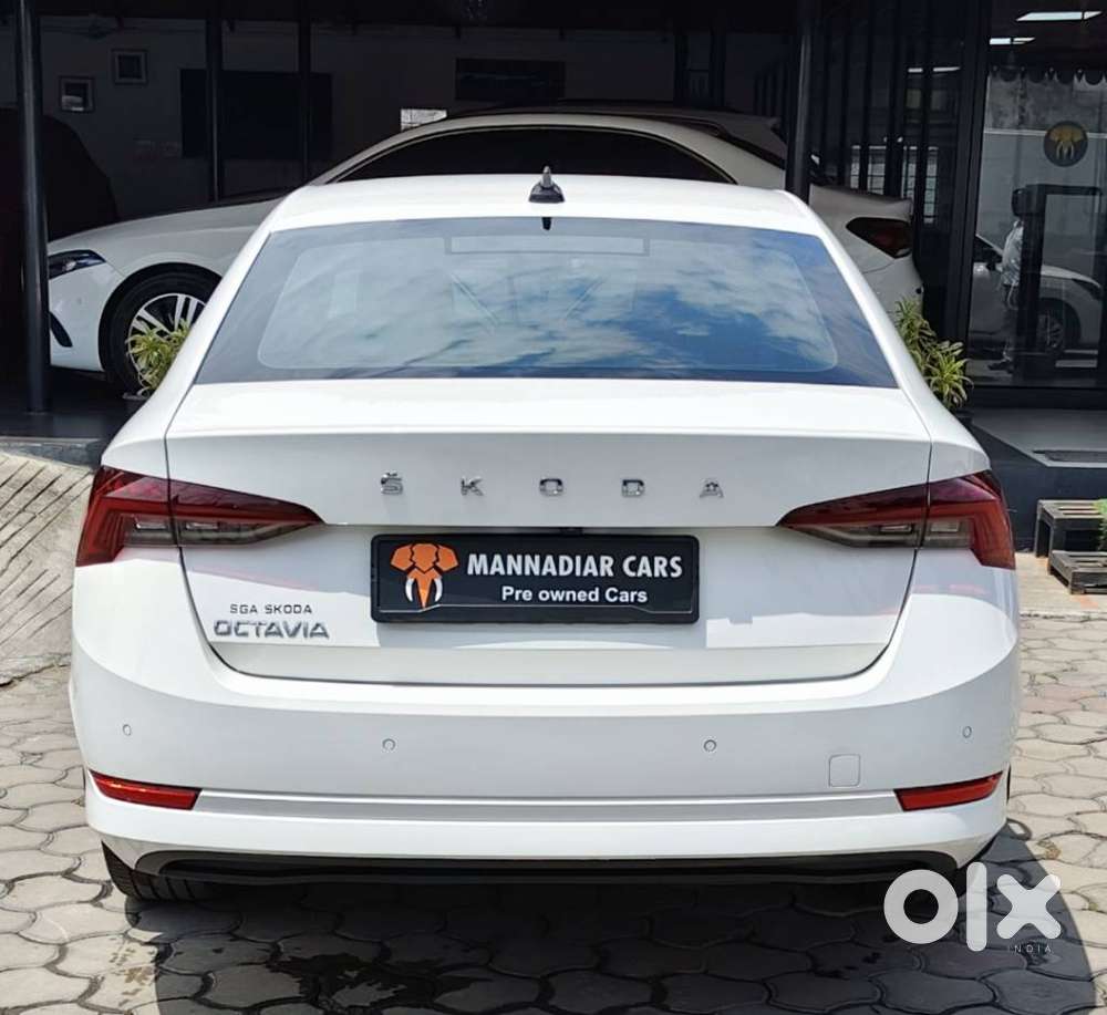 Skoda Octavia 2.0 L K Tsi At, 2023, Petrol