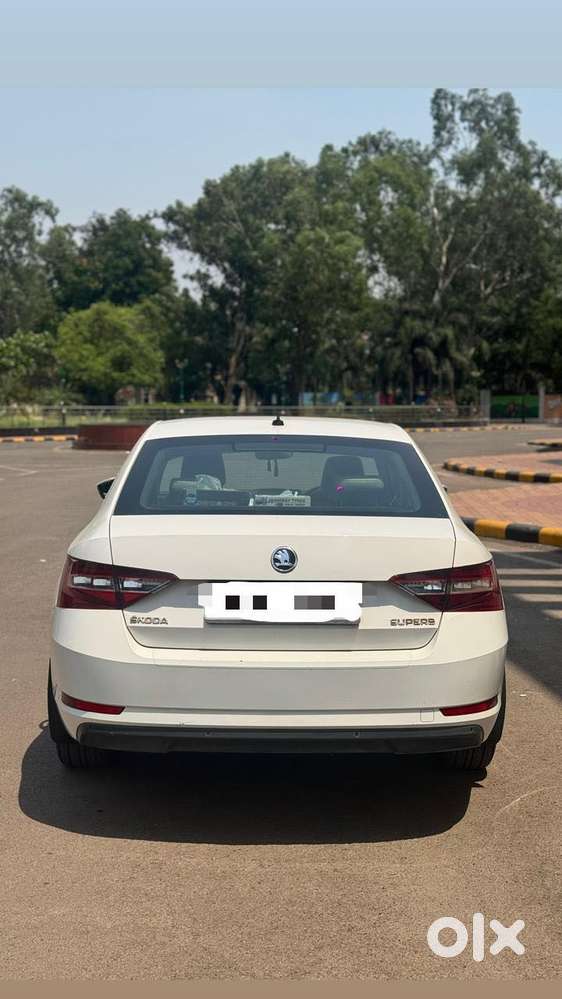 Skoda Superb L&k 2.0 Tdi At, 2018, Diesel