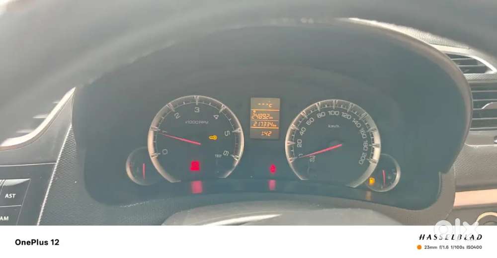 Maruti Suzuki Swift Zdi 2015 Diesel Car