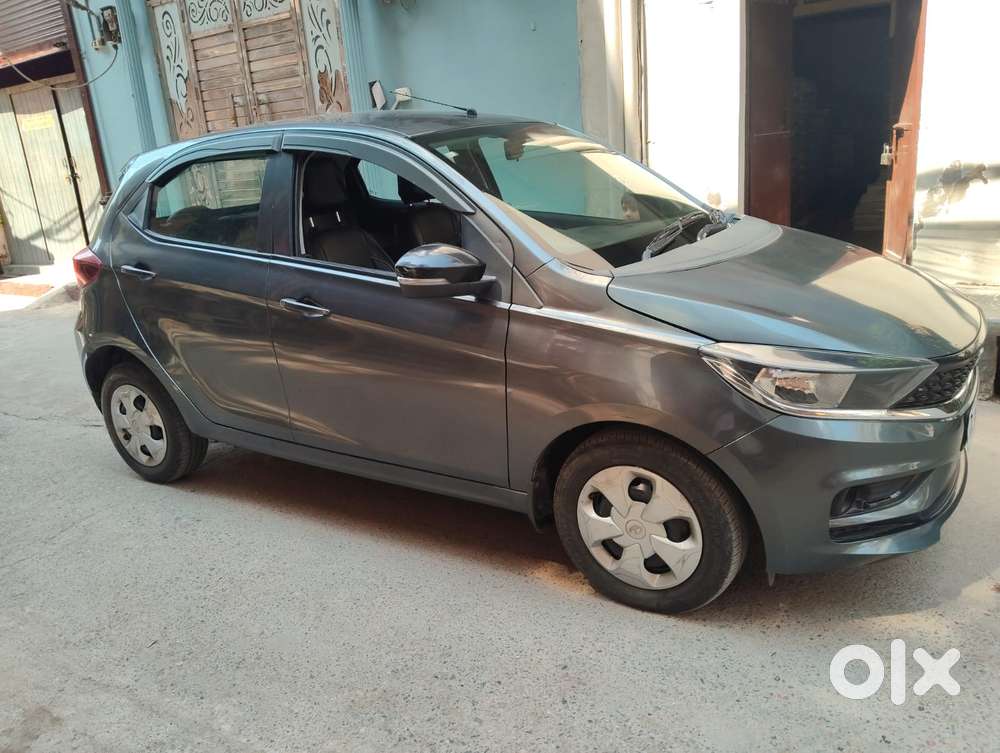 Tata Tiago 1.2 Revotron Xt (o), 2023, Petrol