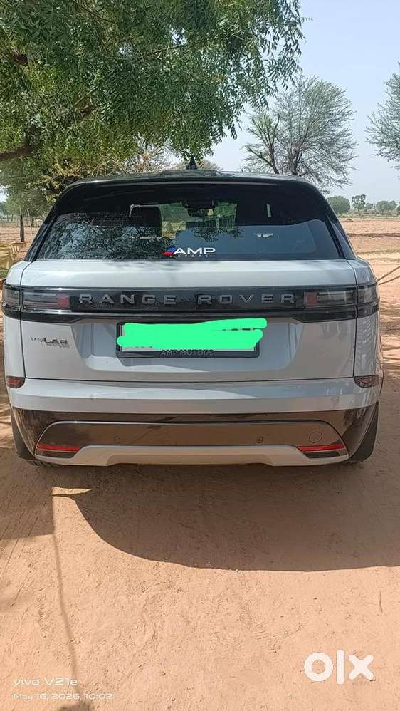 Land Rover 2024 Km Driven