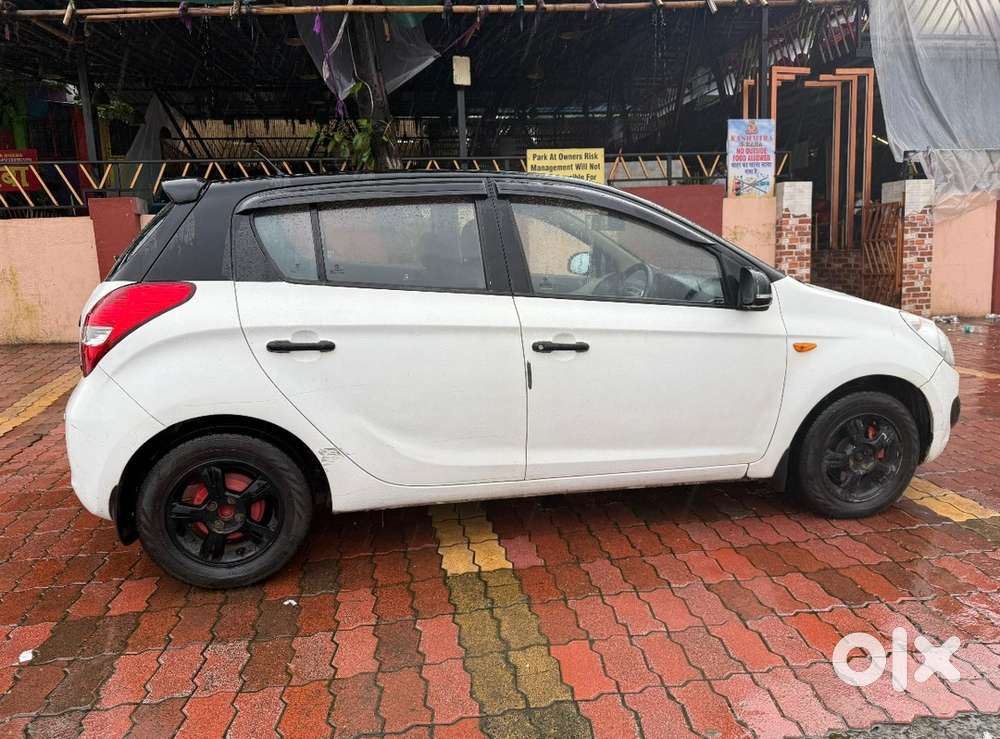 Hyundai I20 2010 Year Car