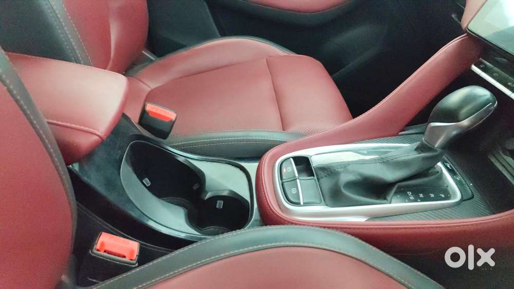 Mg Astor 1.5 Savvy Cvt S Red, 2021, Petrol