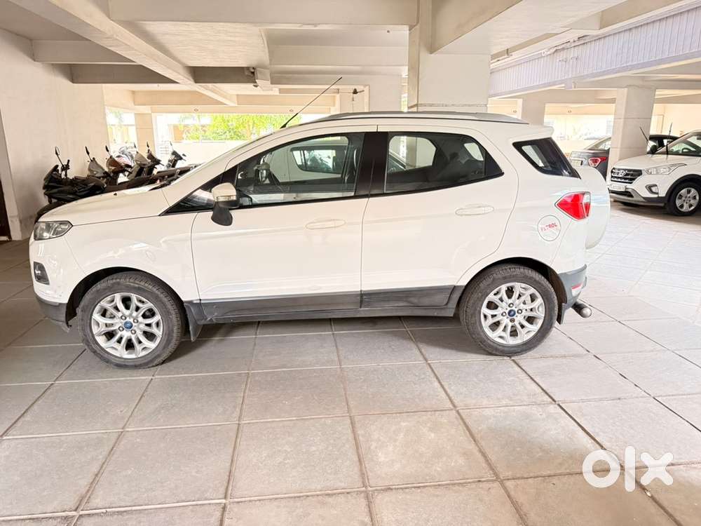 Ford Ecosport Petrol 2015