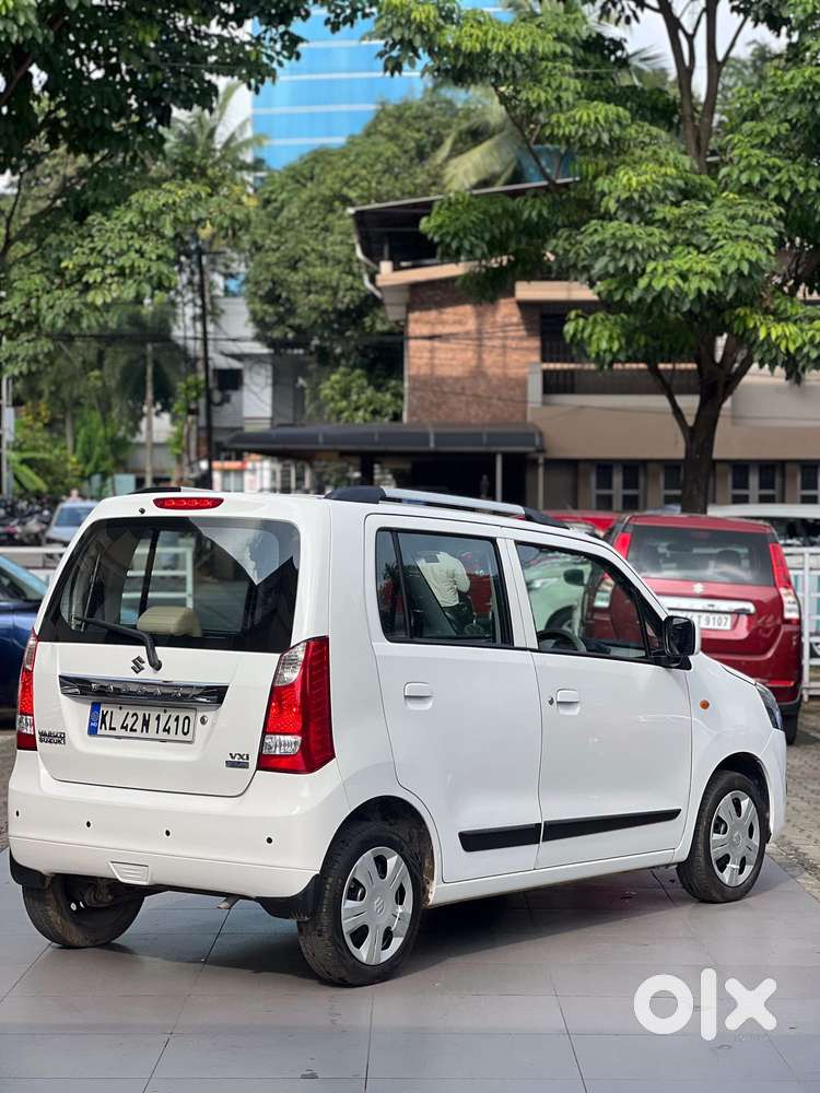 Maruti Suzuki Wagon R 1.2 Vxi Ags, 2017, Petrol