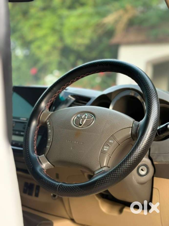 Toyota Fortuner 3.0 4x4 Manual, 2011, Diesel