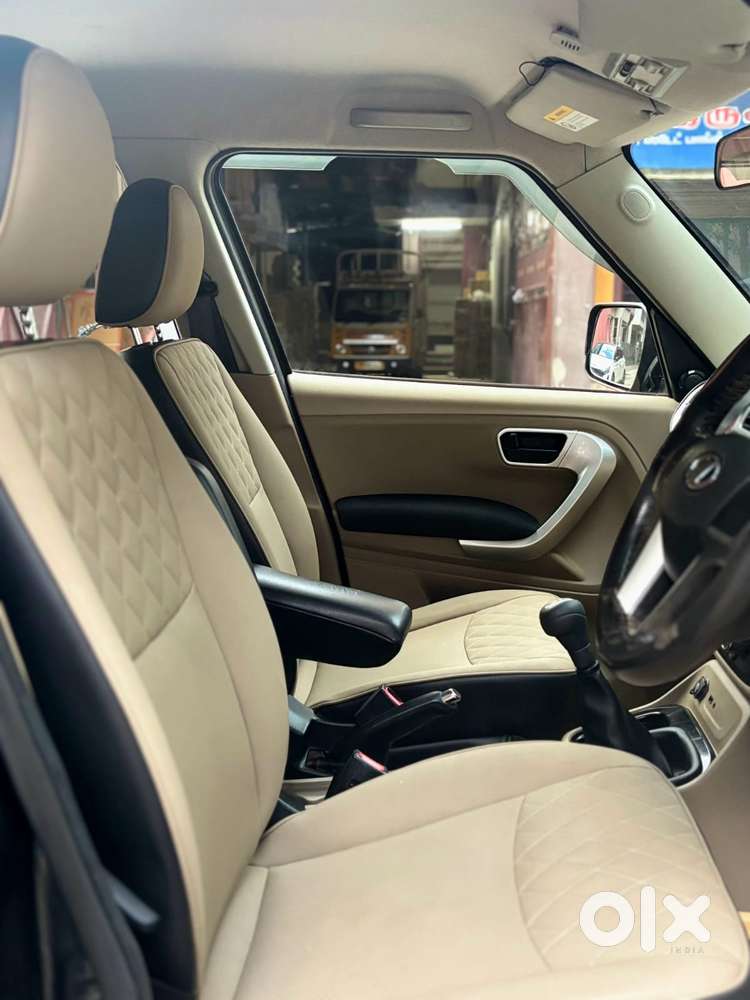 Mahindra Tuv 300 T10, 2018, Diesel