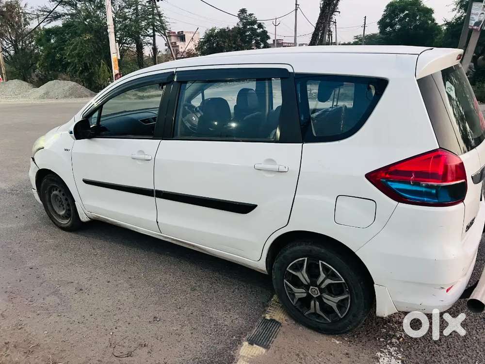Maruti Suzuki Ertiga 2017 Cng & Hybrids 61170 Km Driven