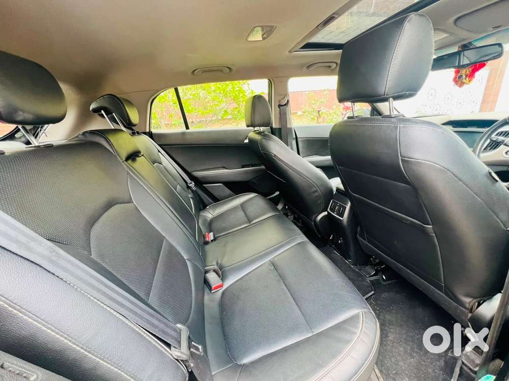 Black Creata Best Condition + Sunroof