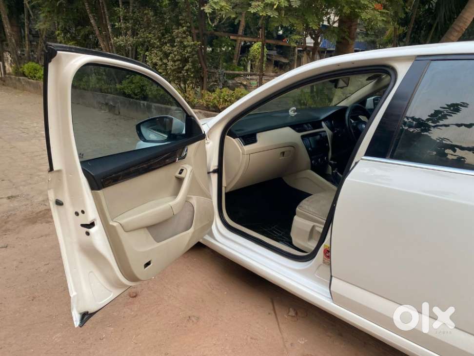 Skoda Octavia 2013-2017 Elegance 1.8 Tsi At, 2015, Petrol