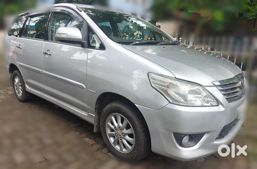 Toyota Innova 2.5 E Diesel Ps 7-seater, 2013, Diesel