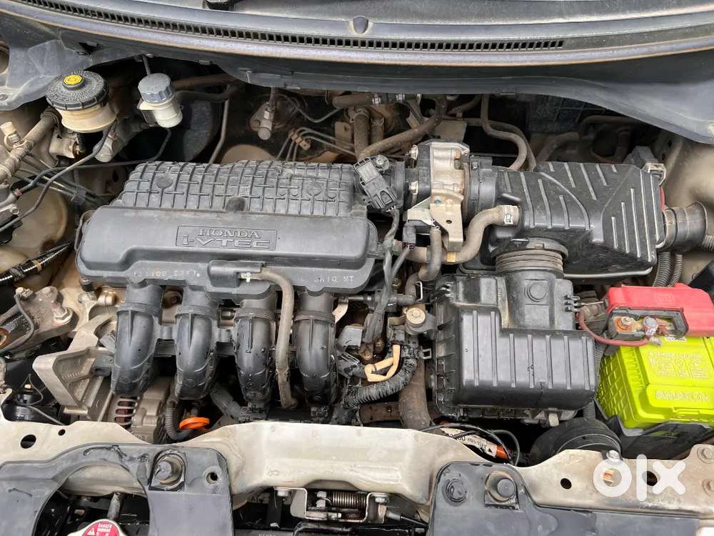 Honda Brio Mt Petrol 2012