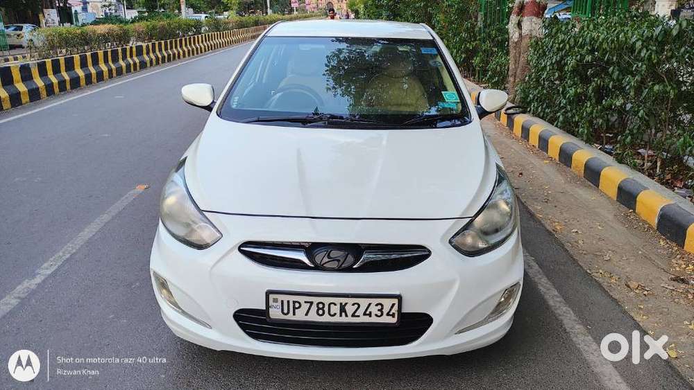 Hyundai Verna Fluidic 1.6 Vtvt Sx Opt, 2011, Petrol