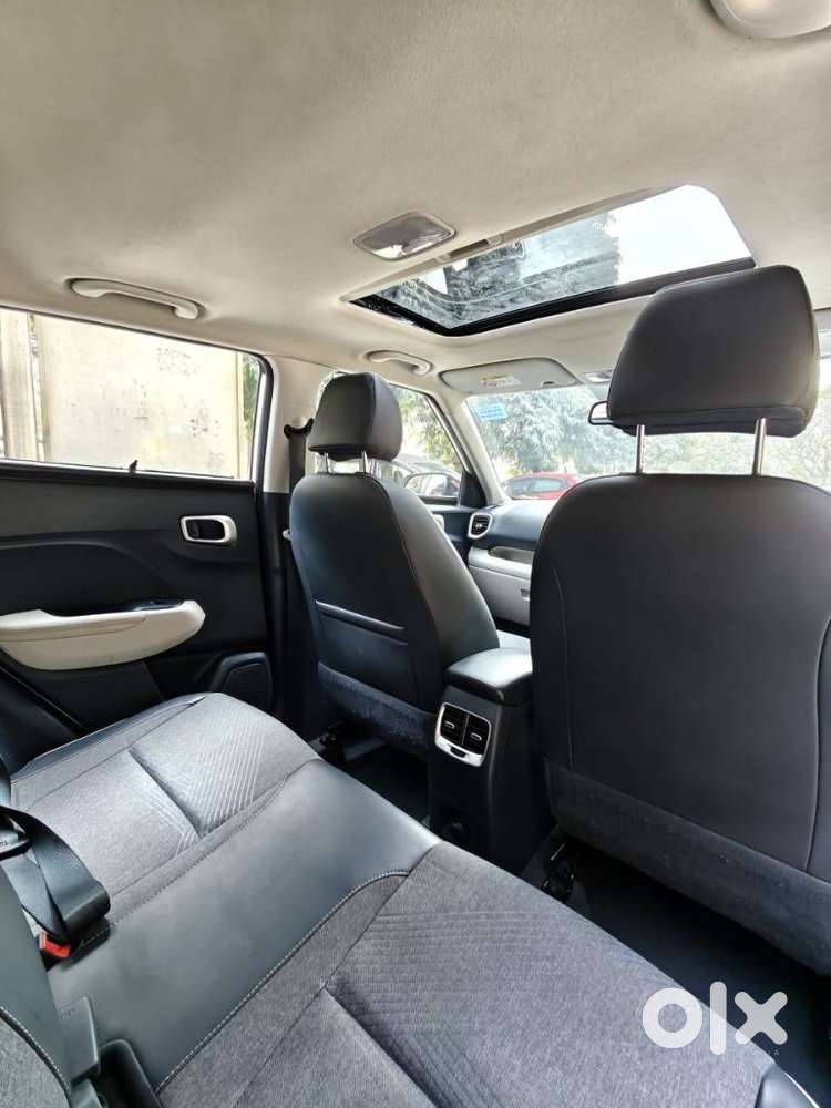 Hyundai Venue Sx Dual Tone Turbo, 2020, Petrol