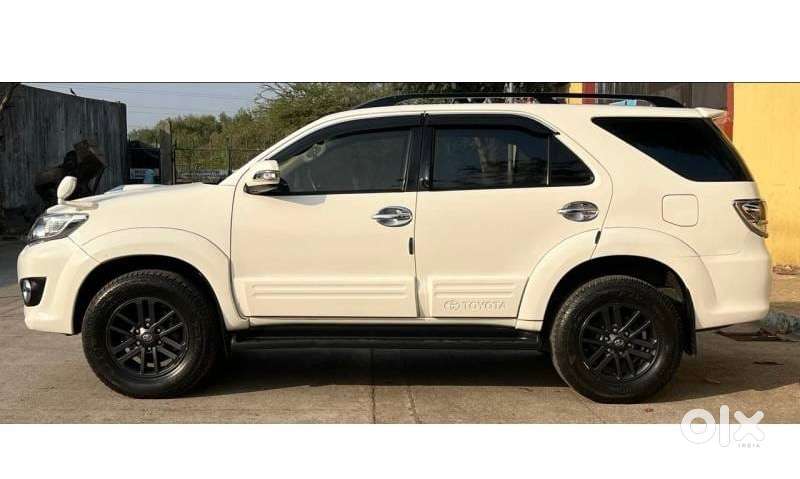 Toyota Fortuner Diesel 2015