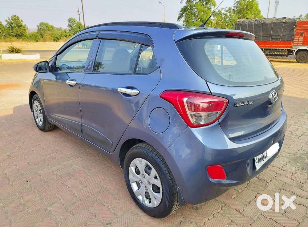 Hyundai Grand I10 Sportz, 2016, Petrol