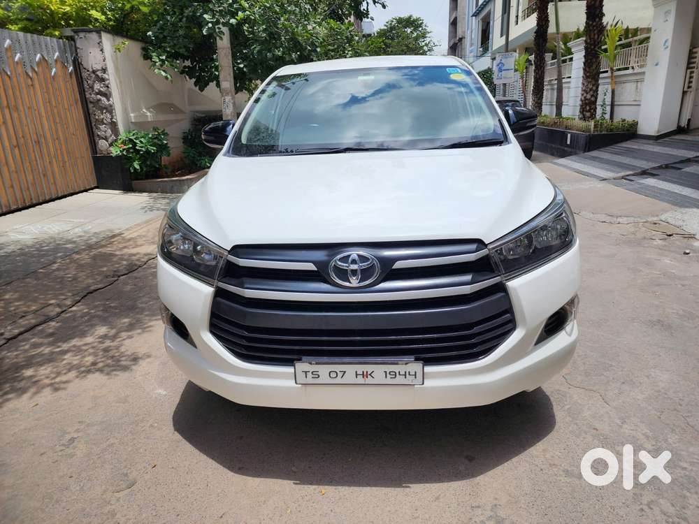 Toyota Innova Crysta 2.8 Gx At 8s, 2021, Diesel