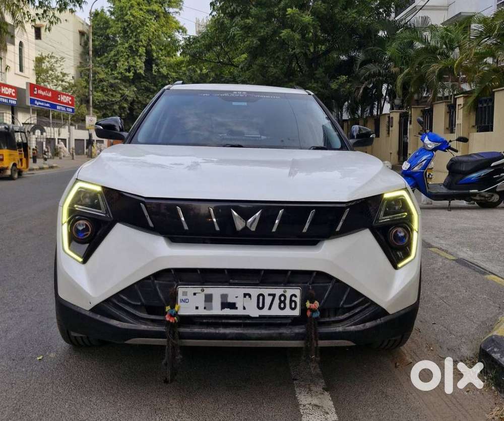 Mahindra Xuv 3xo Ax5 1.5 Diesel Autoshift Plus, 2024, Diesel