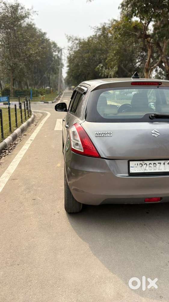 Maruti Suzuki Swift Vvt Zxi, 2013, Petrol