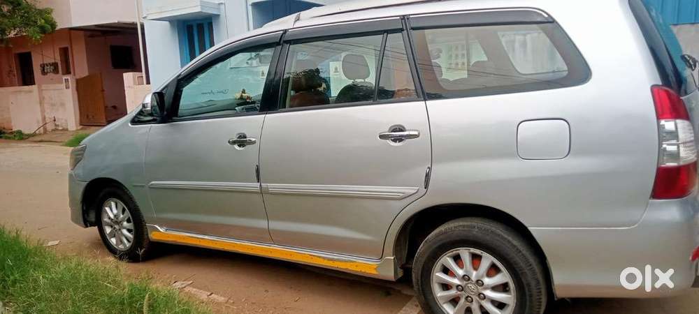 Toyota Innova 2013 Diesel 381233 Km Driven
