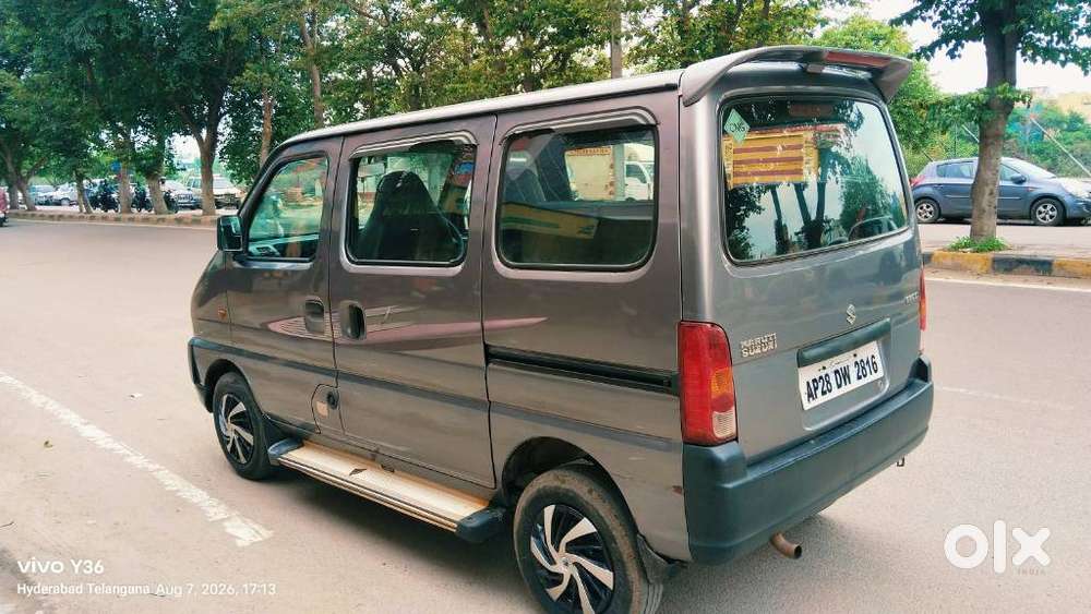 Maruti Suzuki Eeco Smiles 7 Seater Standard, 2013, Cng & Hybrids