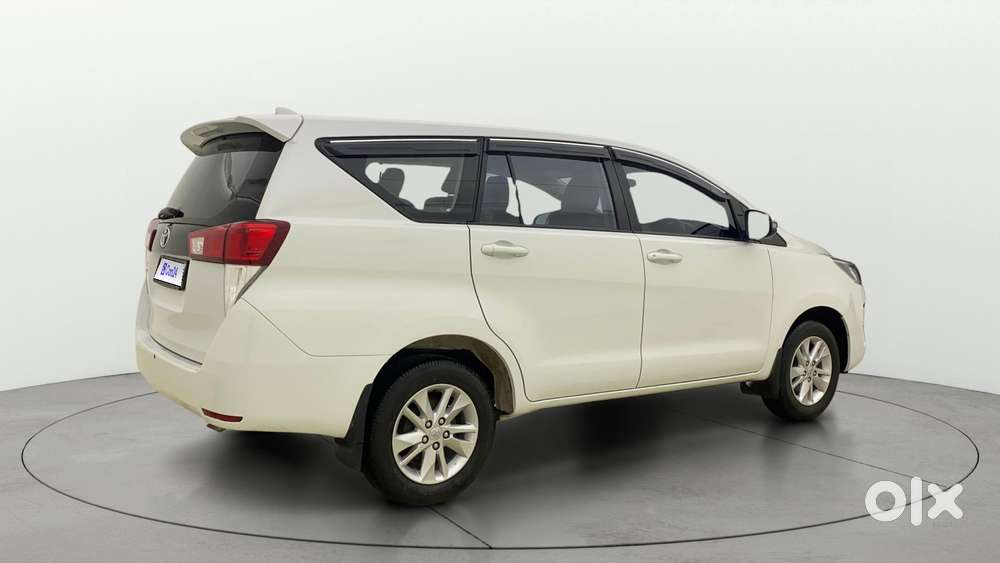Toyota Innova Crysta [2020-ongoing] 2.4 Gx 7 Str, 2023, Diesel