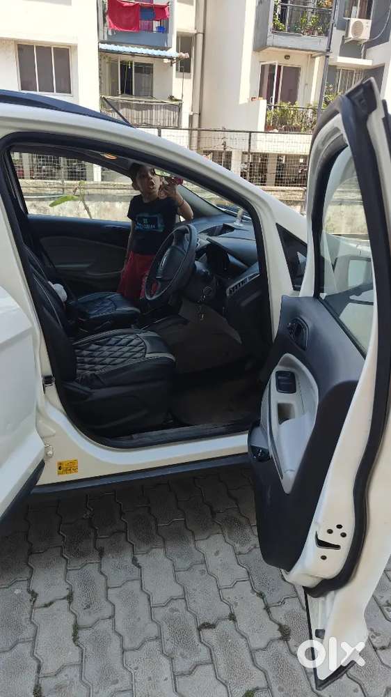 Ford Ecosport 2015 Petrol 33000 Km Driven