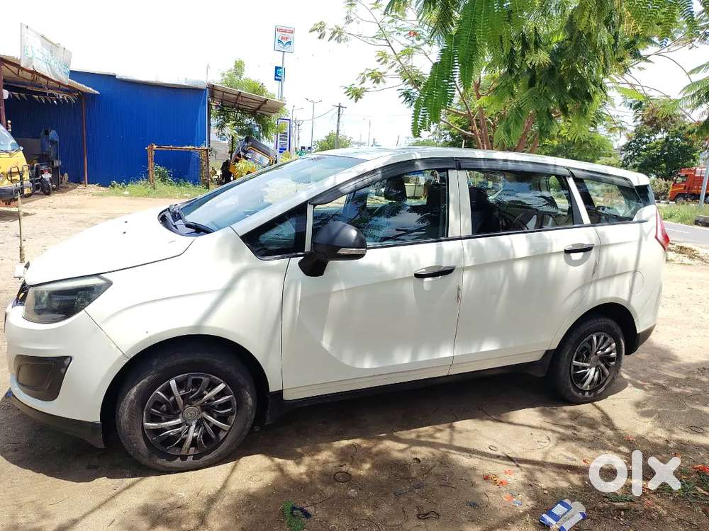 Mahindra Marazzo Diesel 2019