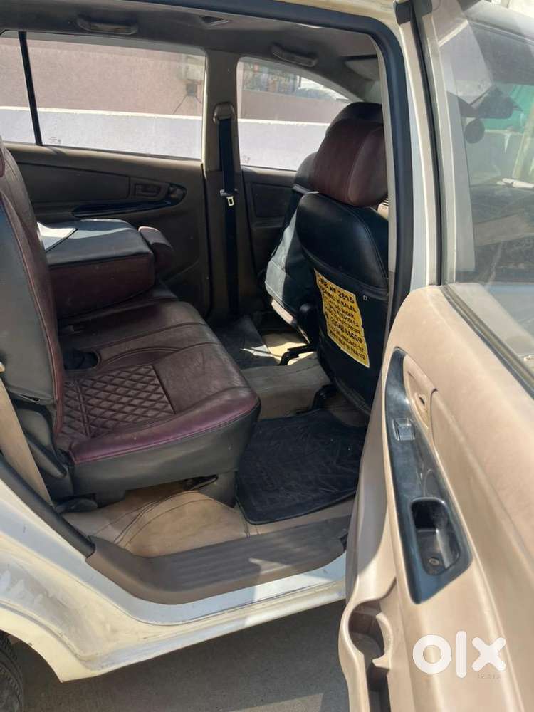 Toyota Innova 2015 Diesel 166100 Km Driven