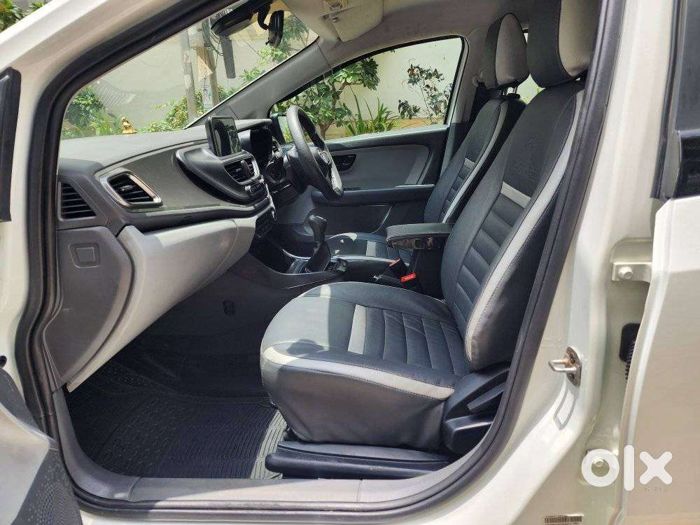 Tata Altroz 1.2 Xe Plus Petrol, 2022, Petrol