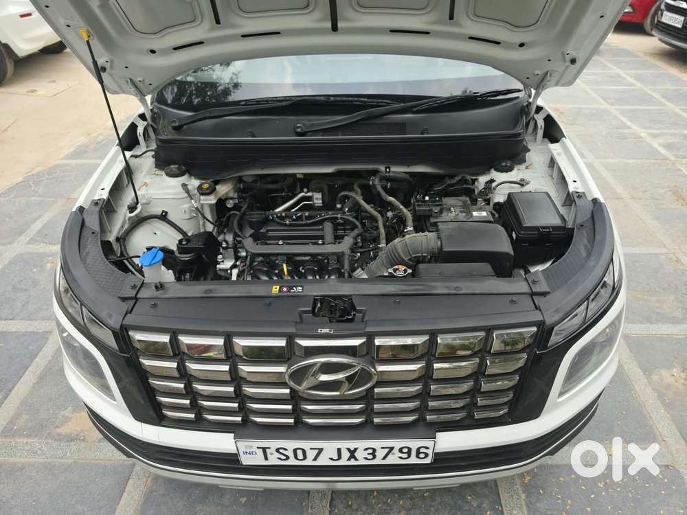 Hyundai Venue 1.2 S (o), 2023, Petrol