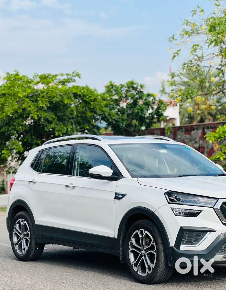 Skoda Kushaq 1.0 Tsi Style, 2023, Petrol
