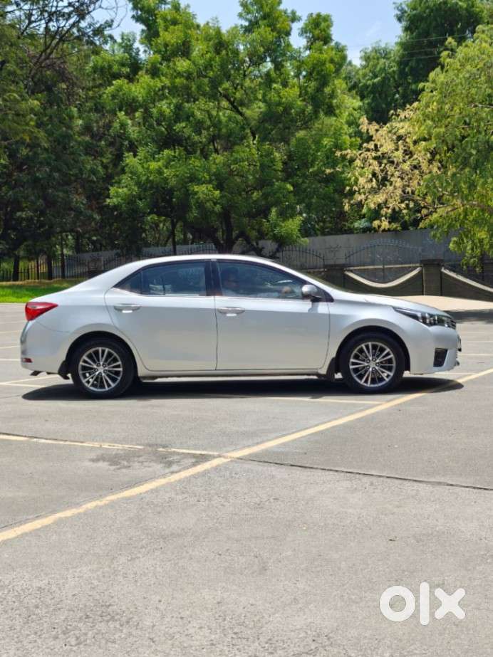 Toyota Corolla Altis Vl At, 2016, Petrol