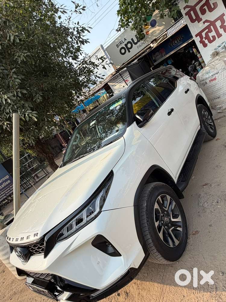 Toyota Fortuner Legender 2021 December Diesel Automatic