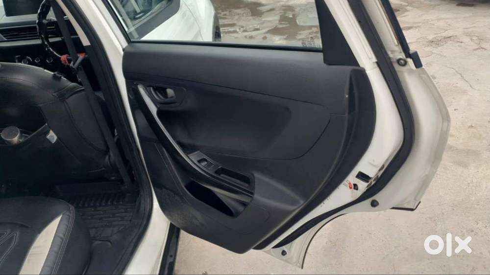 2024 Tata Nexon Cng