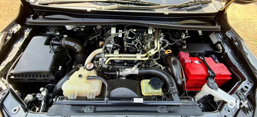 Toyota Innova Crysta 2.4 V 8 Str, 2019, Diesel