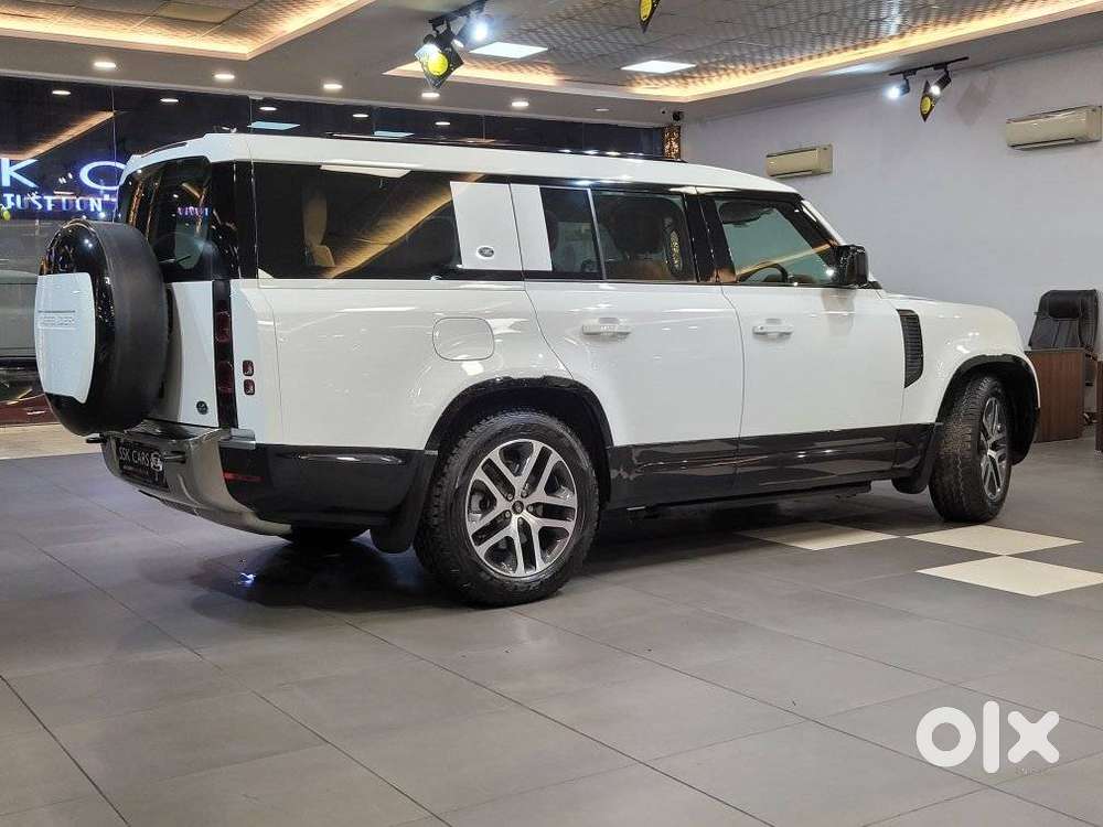 Land Rover Defender 3.0 L 130 Hse, 2023, Diesel