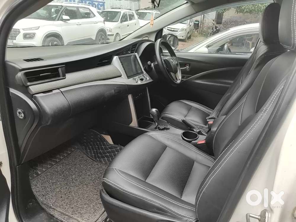 Toyota Innova Crysta 2.4 G Mt 7 Str, 2016, Diesel